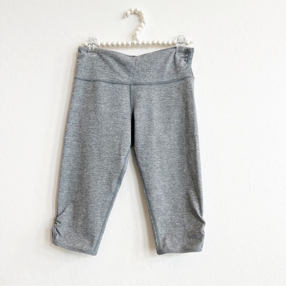 Lululemon Women’s Dhanurasana Crop Leggings Heathered Grey Ruched Side Cutout 6 - Picture 1 of 7